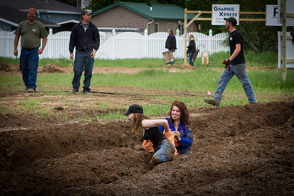 Dash for Cash - Mud Wrestling- 015