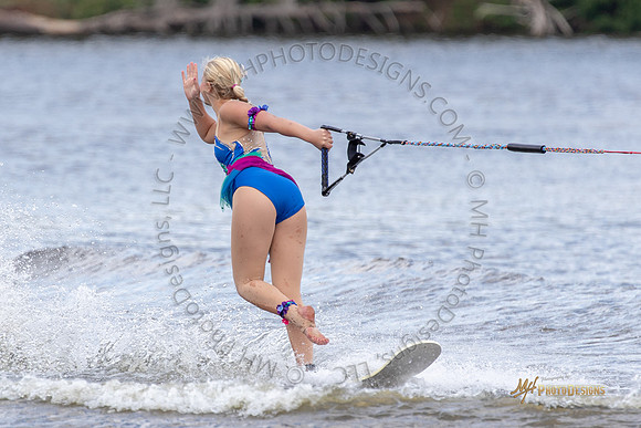 Grace Gurda - Swivel 2018-009