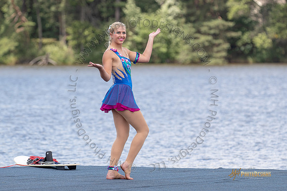 Grace Gurda - Swivel 2018-005