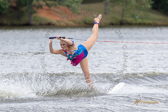 Grace Gurda - Swivel 2018-014