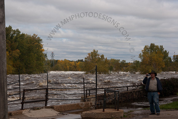 September Flood Waters 2010-069