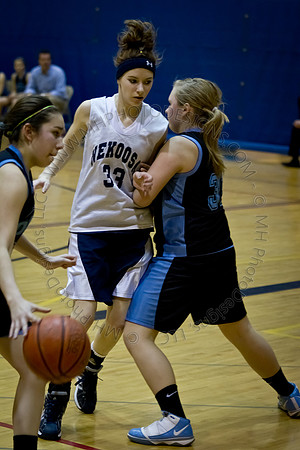 Nekoosa AMS Girls B-Ball 2011 (8th Grade)-014