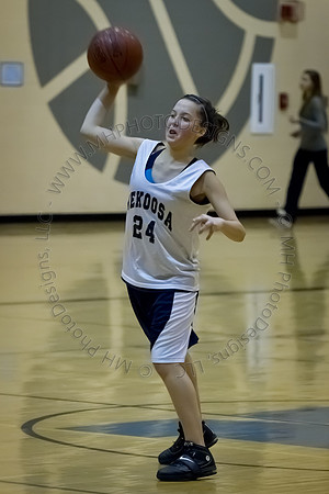 Nekoosa AMS Girls B-Ball 2012 (8th Grade)-051