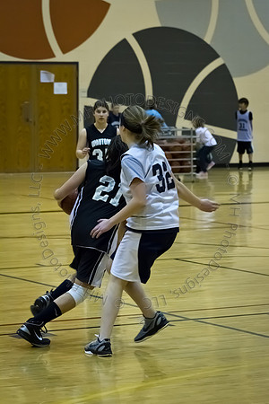 Nekoosa AMS Girls B-Ball 2012 (8th Grade)-078
