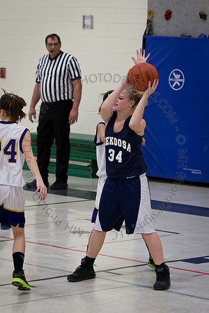 Nekoosa AMS Girls B-Ball 2012 (8th Grade)-054