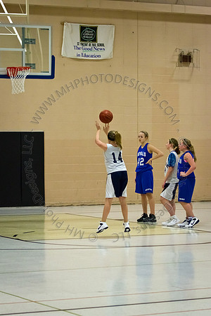 Nekoosa AMS Girls B-Ball 2011 (7th Grade)-006