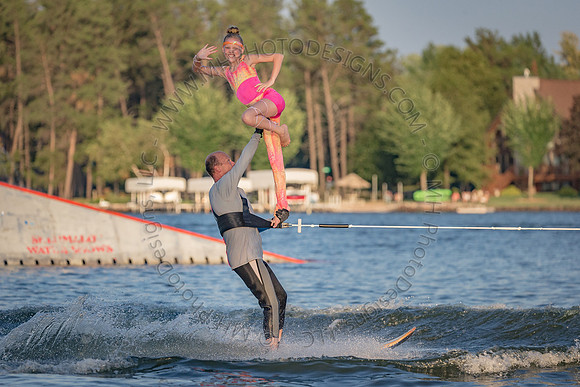 Camelot Frolics Ski Show 2015 - SHOW II-097
