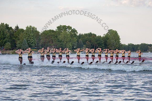 Camelot Frolics Ski Show 2015 - SHOW II-045
