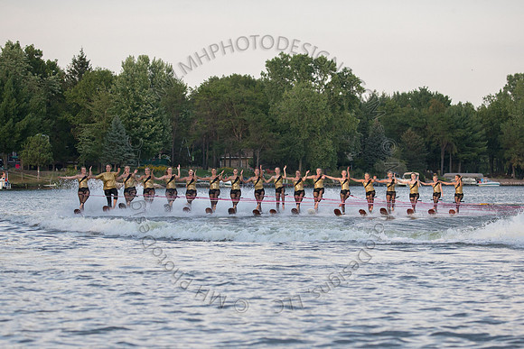Camelot Frolics Ski Show 2015 - SHOW II-039
