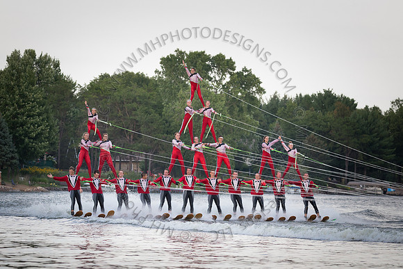 Camelot Frolics Ski Show 2015 - SHOW II-023