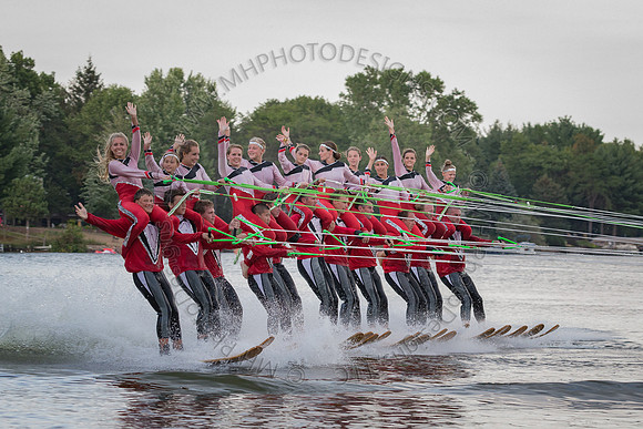 Camelot Frolics Ski Show 2015 - SHOW II-012