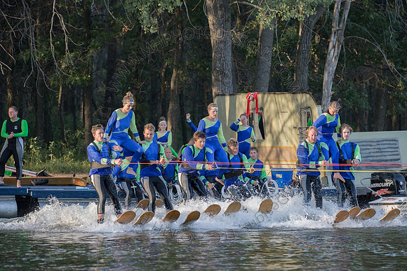 Camelot Frolics Ski Show 2015 - SHOW II-059