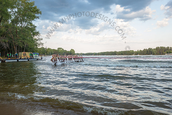 Camelot Frolics Ski Show 2015 - SHOW II-048