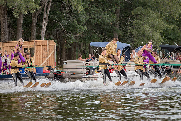 Camelot Frolics Ski Show 2015 - SHOW II-172