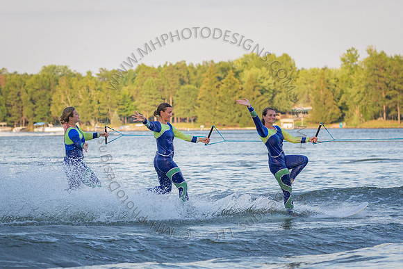 Camelot Frolics Ski Show 2015 - SHOW II-061