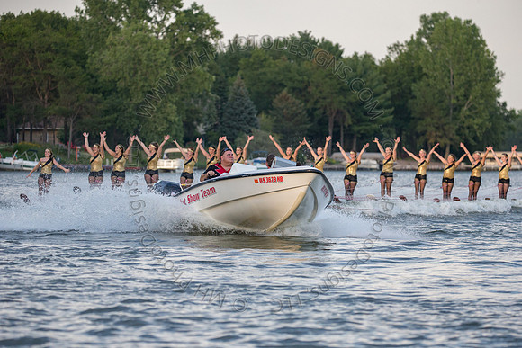 Camelot Frolics Ski Show 2015 - SHOW II-043