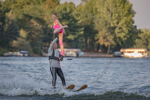Camelot Frolics Ski Show 2015 - SHOW II-095