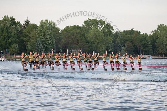 Camelot Frolics Ski Show 2015 - SHOW II-040