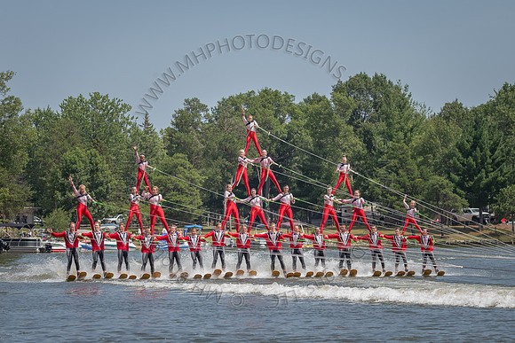 Camelot Frolics Ski Show 2015 - SHOW I-014