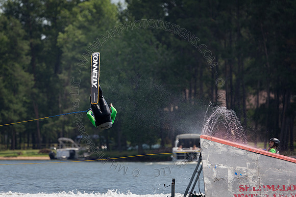 Camelot Frolics Ski Show 2015 - SHOW I-021