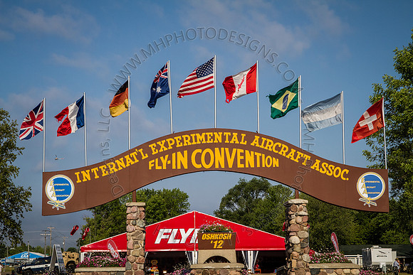 EAA AirVenture 2012-001
