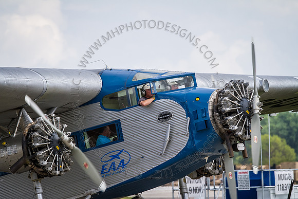 EAA AirVenture 2012-124