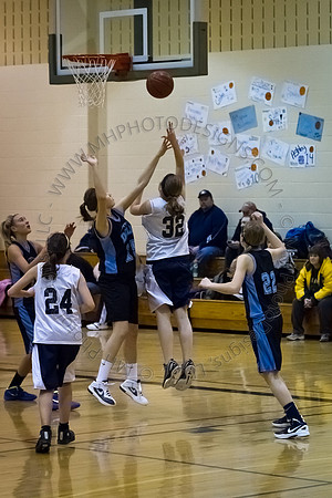Nekoosa AMS Girls B-Ball 2012 (8th Grade)-011