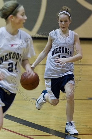 Nekoosa AMS Girls B-Ball 2011 (7th Grade)-001