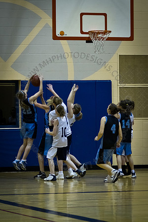Nekoosa AMS Girls B-Ball 2011 (7th Grade)-019