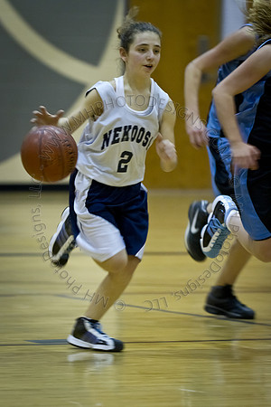 Nekoosa AMS Girls B-Ball 2011 (7th Grade)-020