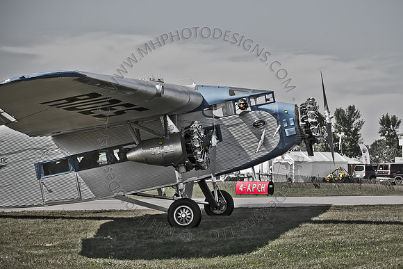 EAA AirVenture 2011-126