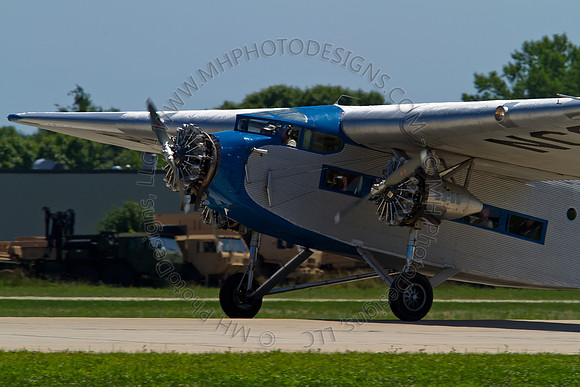 EAA AirVenture 2011-172