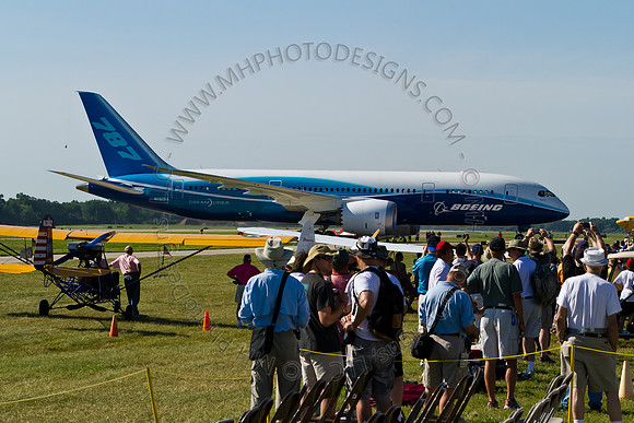 EAA AirVenture 2011-021