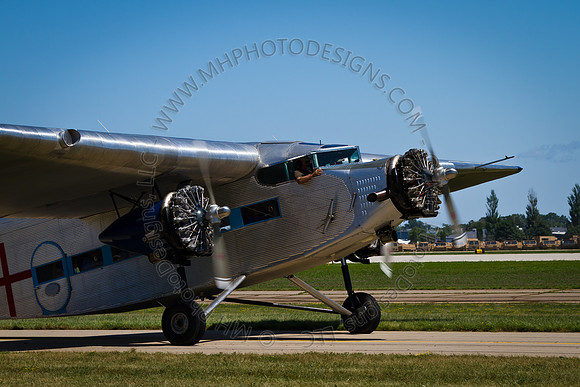 EAA AirVenture 2011-180