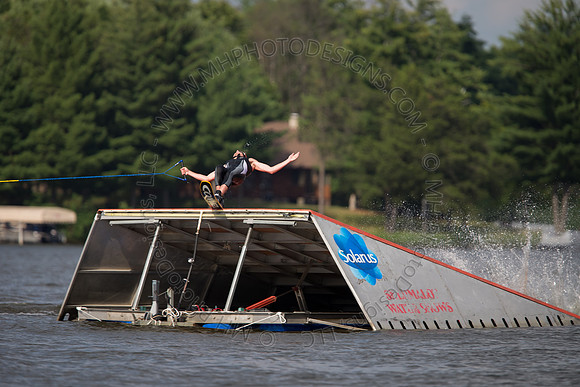 Sherwood Lodge Ski Show 2014-023