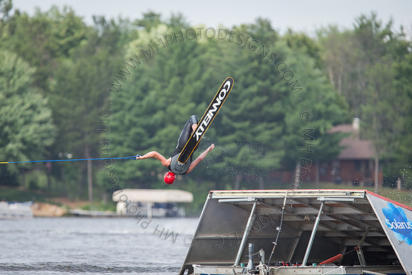 Sherwood Lodge Ski Show 2014-042