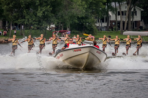 Sherwood Lodge Ski Show 2014-139