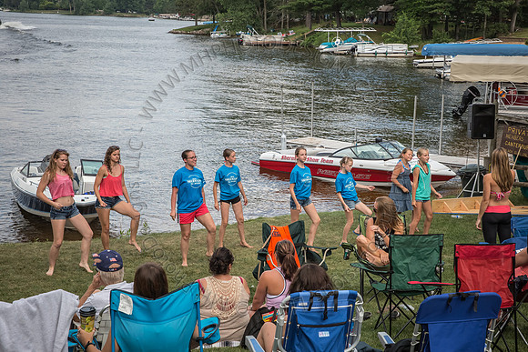 Sherwood Lodge Ski Show 2014-001