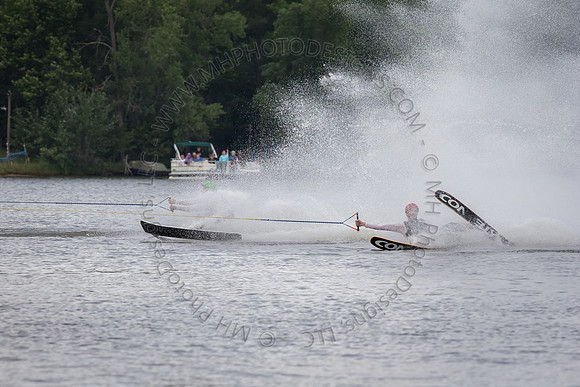 Sherwood Lodge Ski Show 2014-112