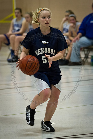 Nekoosa AMS Girls B-Ball 2011 (8th Grade)-074