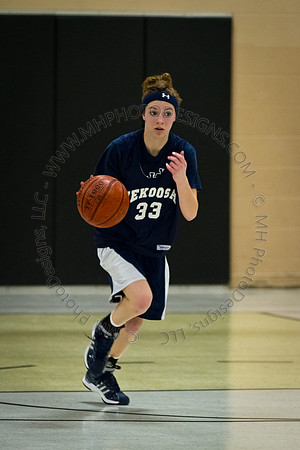 Nekoosa AMS Girls B-Ball 2011 (8th Grade)-047