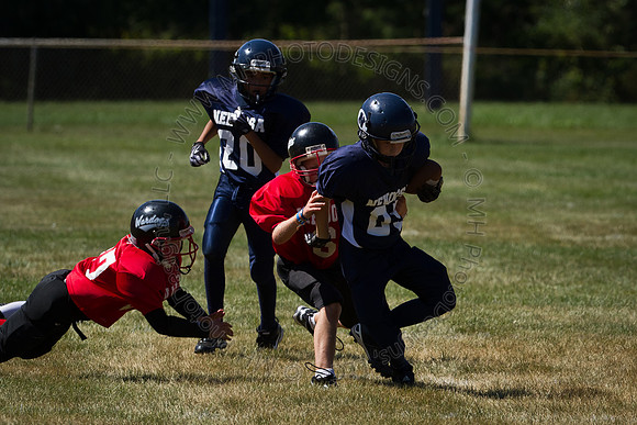 PeeWee Jr White [08-27-11]-098