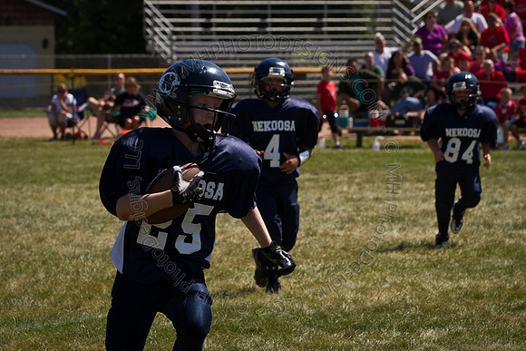 PeeWee Jr White [08-27-11]-140