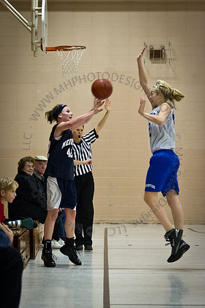 Nekoosa AMS Girls B-Ball 2011 (8th Grade)-078