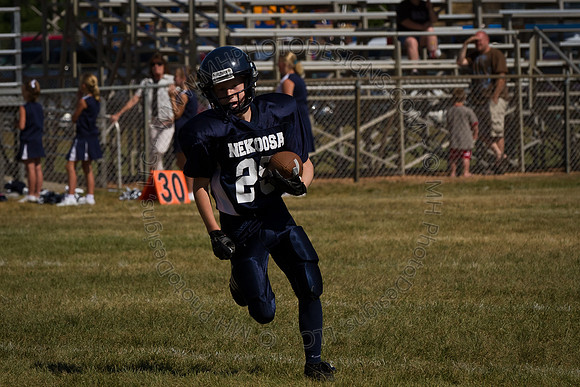 PeeWee Jr White [08-27-11]-035