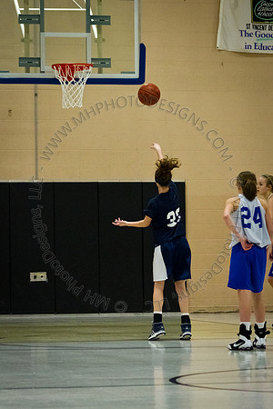 Nekoosa AMS Girls B-Ball 2011 (8th Grade)-009