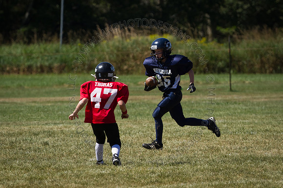 PeeWee Jr White [08-27-11]-094