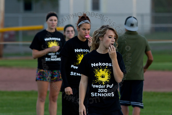 Nekoosa Powder Puff Football 2010-012