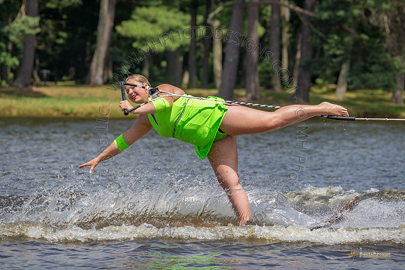 Lizzy Walker - Swivel 2017-017