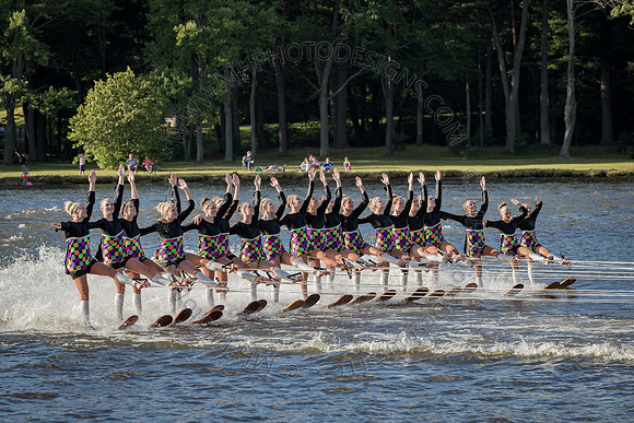 Aqua Skiers Show 07-17-16-015